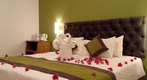 Capital Regency image 13