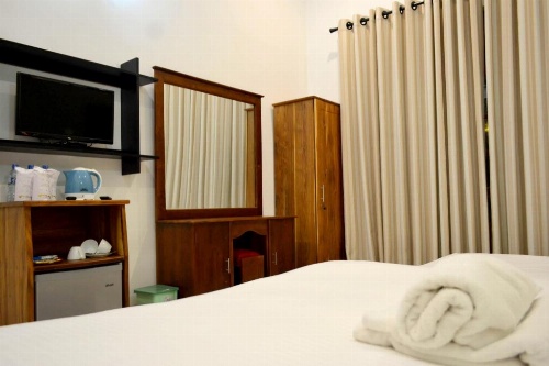 Capital Regency image 5